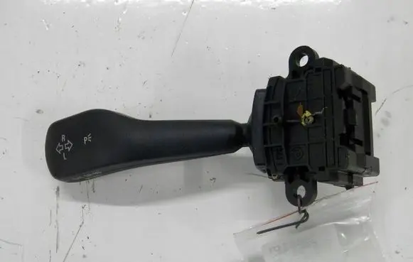 BMW 3 E36 Indicator stalk 8363662