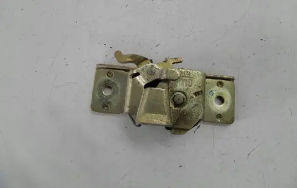 Opel Tigra A Tailgate/trunk/boot lock/catch/latch 