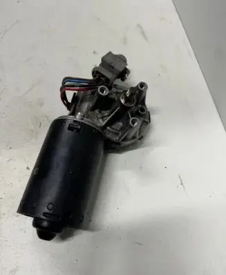 Renault Scenic I Wiper motor 0390241352