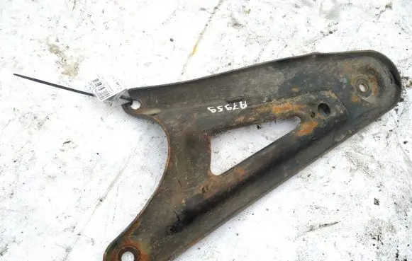 Fiat Croma Engine mounting bracket
