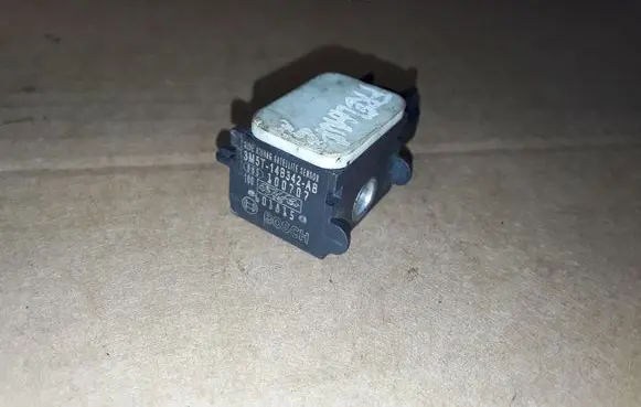 Ford Mondeo MK IV Airbag deployment crash/impact sensor 3M5T14B342AB