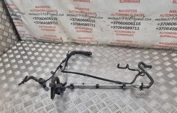 Volkswagen Golf Plus Fuel line/pipe/hose 1K0122447T 1K0121070F