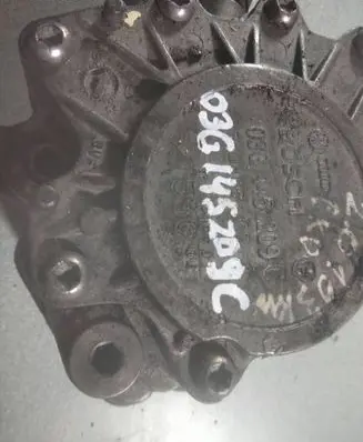 Volkswagen PASSAT B6 Vacuum pump 03G145209C 603911580