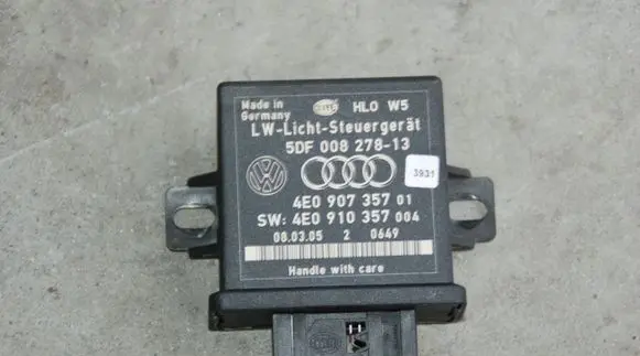 Audi A8 S8 D3 4E Light module LCM 4E0907357