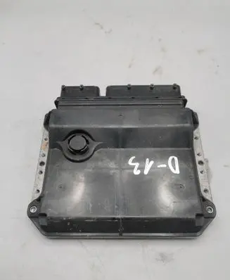Toyota Urban Cruiser (XP110) Engine control unit/module 8966152S51 2120006231