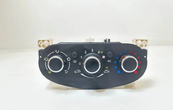 Dacia Duster Climate control unit DU096001 SRN0679S1 5HB01187330
