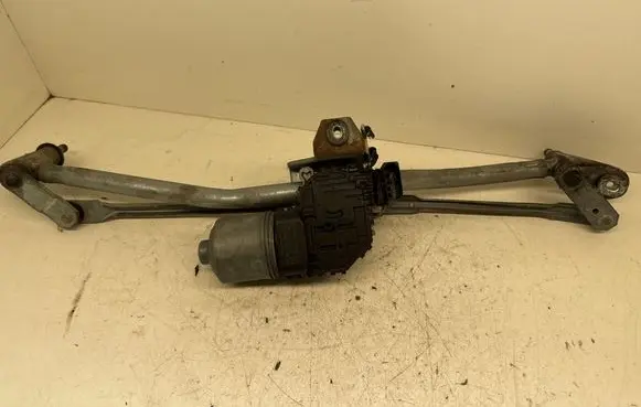 Audi A4 S4 B7 8E 8H Wiper motor 8E2955119A 0390241510