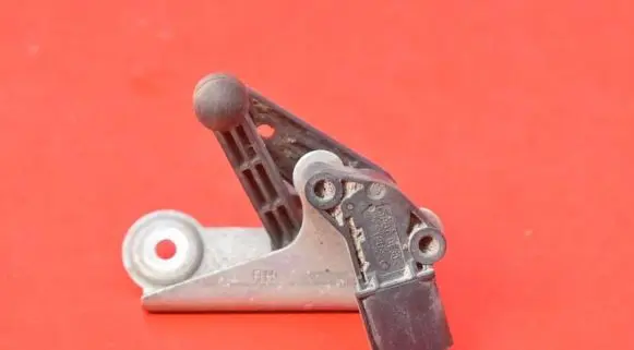 Tesla Model S Sensor 1027946-00-B