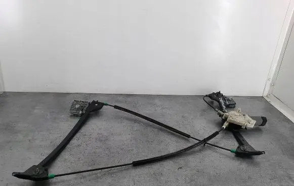 Peugeot 206 CC Front door window regulator with motor 