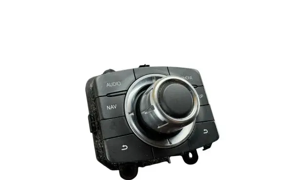 Head unit multimedia control