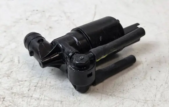Peugeot 308 Windscreen/windshield washer pump 9825893480 4A05A