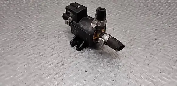 Volvo V60 Turbo solenoid valve 31219138 70222100