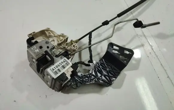 Chrysler Sebring (JS) Front door lock 