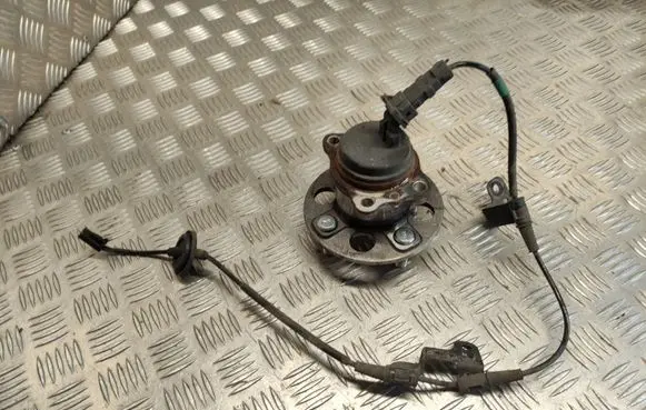 KIA Rio Rear wheel hub