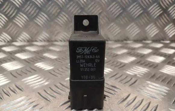 Volvo V50 Glow plug pre-heat relay 3M5T12A343AA
