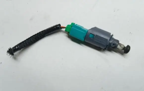 Renault Fluence Clutch pedal sensor 253250007R