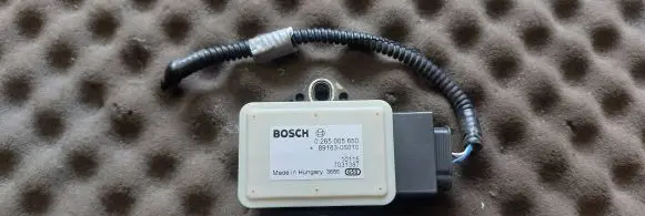 Toyota Auris 150 ESP acceleration yaw rate sensor 8918306010 0265005650