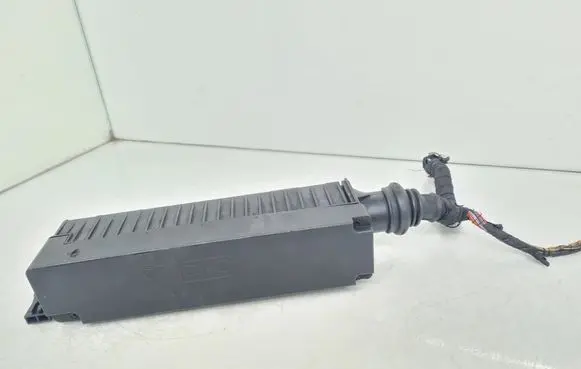 Porsche Taycan 9J1 Fuse module 9J1937571 4H0951253 4H0951253C