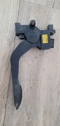 Iveco Daily 6th gen Accelerator throttle pedal 504061735 0281002633