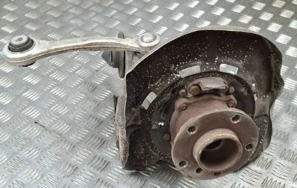 BMW X5 E70 Rear wheel hub J4546061T6 6857981