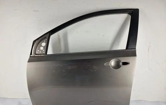 KIA Picanto Front door