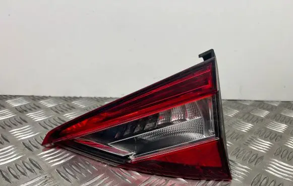 Skoda Superb B8 (3V) Tailgate rear/tail lights 3V9945308C