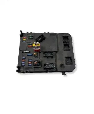 Citroen Xsara Picasso Fuse module 9657999780