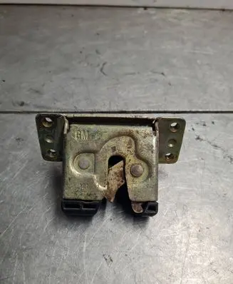 Opel Astra F Tailgate/trunk/boot lock/catch/latch