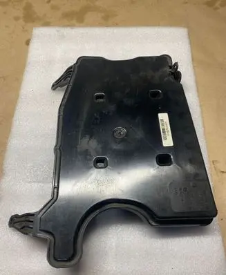 BMW 2 F46 Intake resonator 8570016 10543512 1105877V