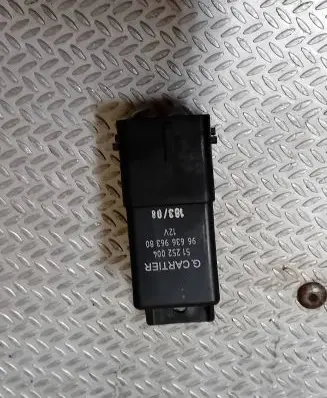 Citroen C4 I Picasso Glow plug pre-heat relay 9663696380 51252004