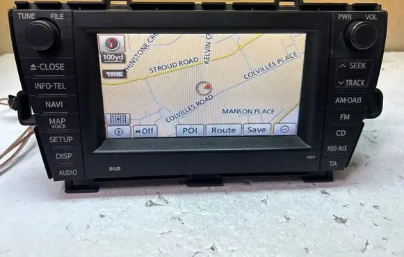 Toyota Prius (XW30) Radio/CD/DVD/GPS head unit 8612047410 8611360V840 FX0A507285