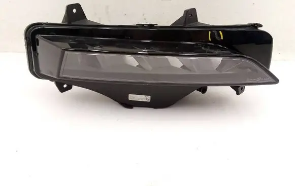 Skoda Octavia Mk4 Front fog light 5E3941700 0021289504 8119342