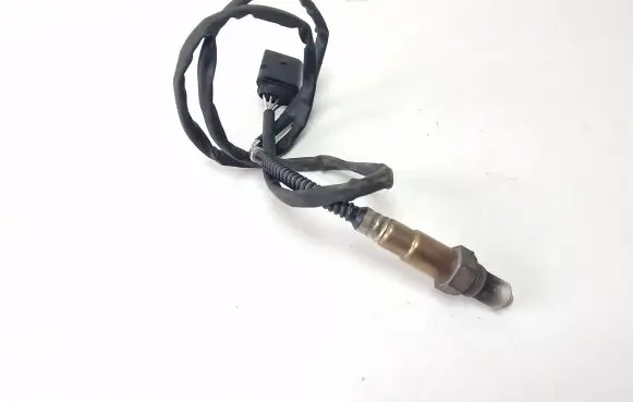 Audi A4 S4 B5 8D Lambda probe sensor 058906265B