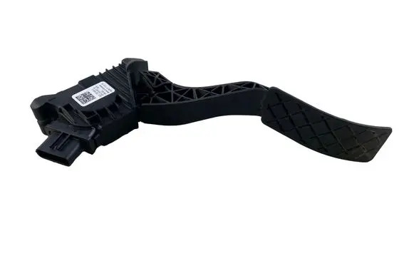 Volkswagen Tiguan Accelerator throttle pedal 5Q1723503J