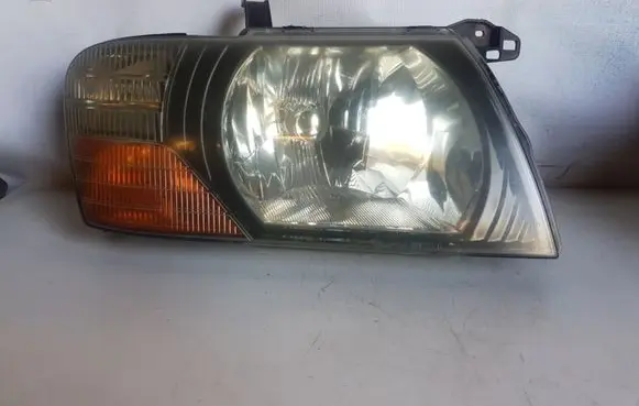 Mitsubishi Pajero Headlight/headlamp 10087419