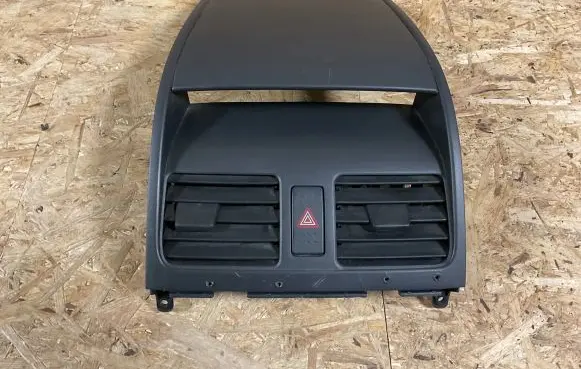 Suzuki SX4 Dash center air vent grill 7382279J