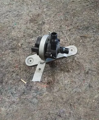 BMW 4 F32 F33 Electric auxiliary coolant/water pump 914735905