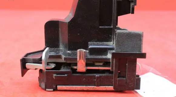Fiat Doblo Front door lock