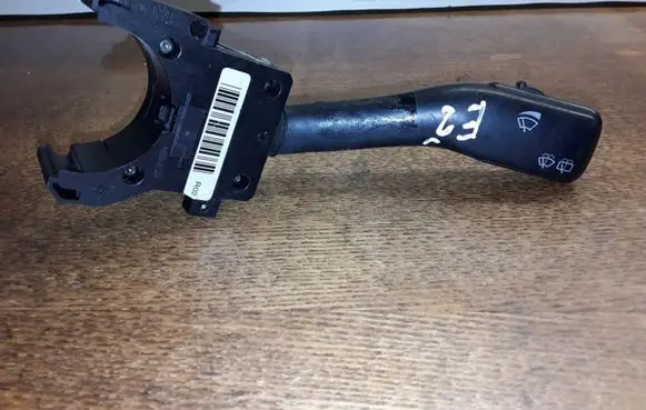 Volkswagen PASSAT B5 Wiper control stalk 4B0953503F