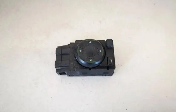 Volkswagen PASSAT B5 Wing mirror switch 3b1959565