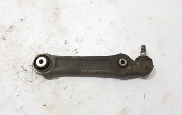 BMW 5 G30 G31 Front lower control arm/wishbone 6861177