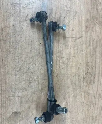 Front anti-roll bar/stabilizer link