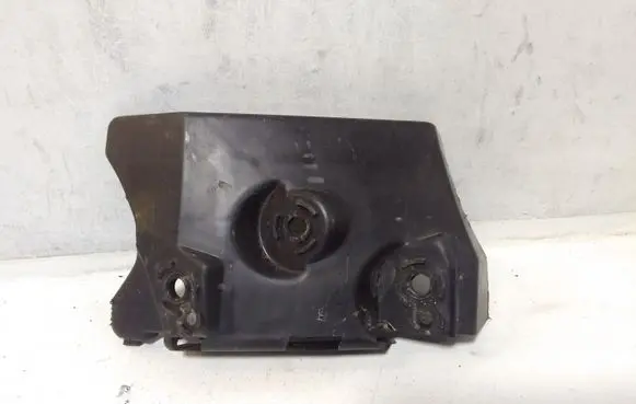 Seat Altea XL Front bumper mounting bracket 5P0807183A