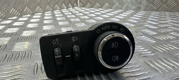 Opel Mokka Light switch 95297440