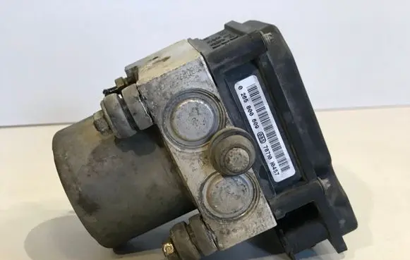 Nissan Qashqai ABS Pump 0265231899 47660JD000