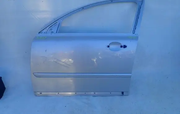 Volvo V50 Front door