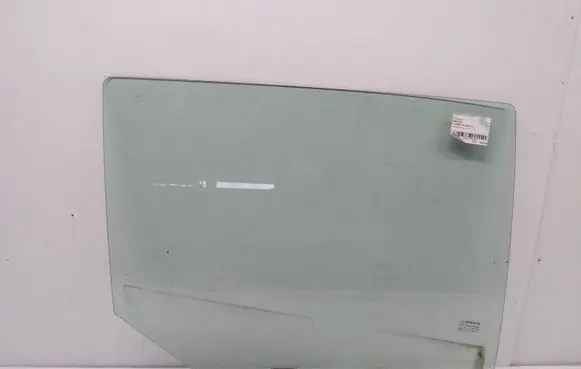 Renault Megane III Rear door window glass