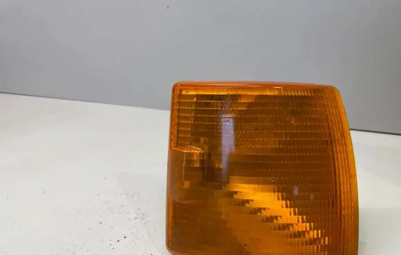 Volkswagen Transporter - Caravelle T4 Front indicator light