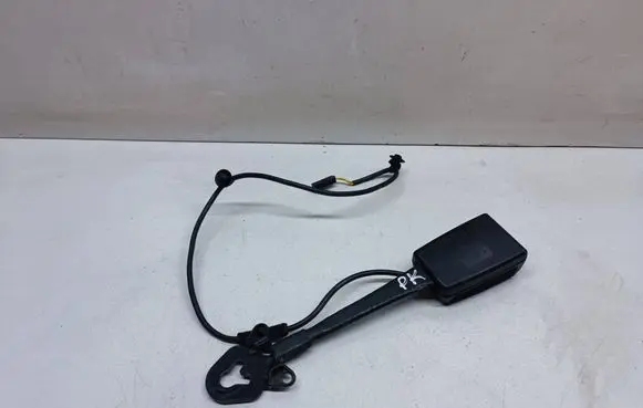 Porsche Cayenne (92A) Front seatbelt buckle 