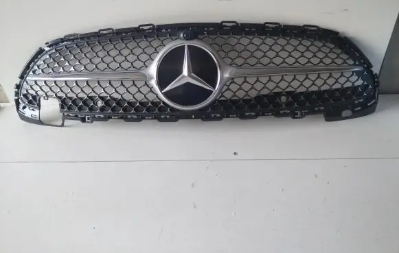 Mercedes-Benz C AMG W202 Manufacturer badge logo/emblem A2068884900 A2068882100